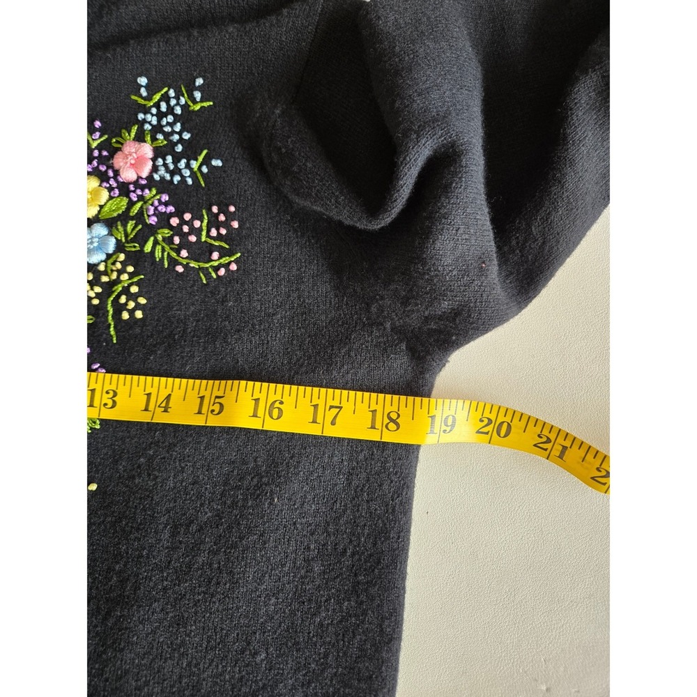 Vtg 60s 70s Black Lambswool Floral Embroidered Cardigan S Folk Art Cottage Fairy - Picture 8 of 11
